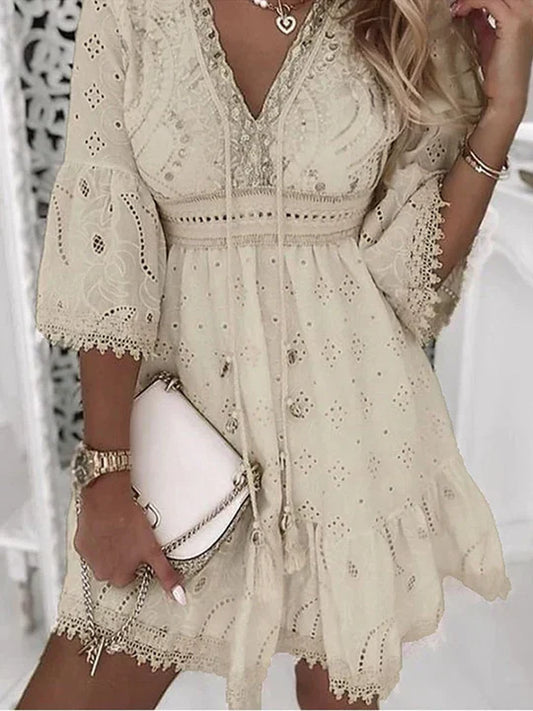 Letnia sukienka w stylu boho z haftem