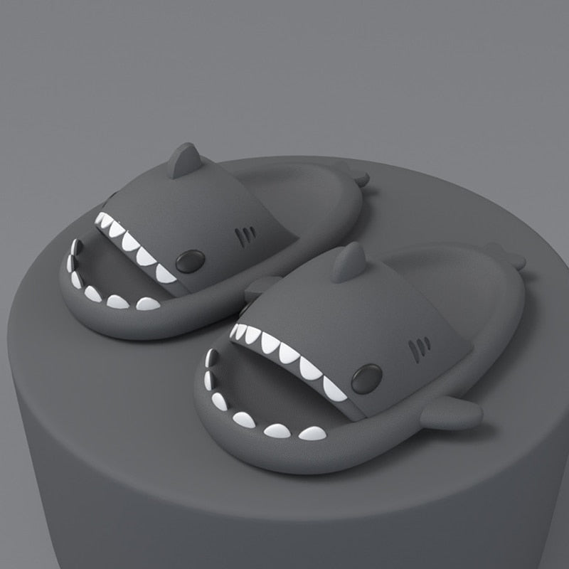 SharkToes™: Sandały z motywem rekina
