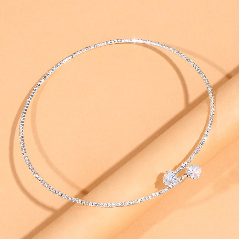 Naszyjnik choker z kamieniami | Promienny i wyjątkowy!
