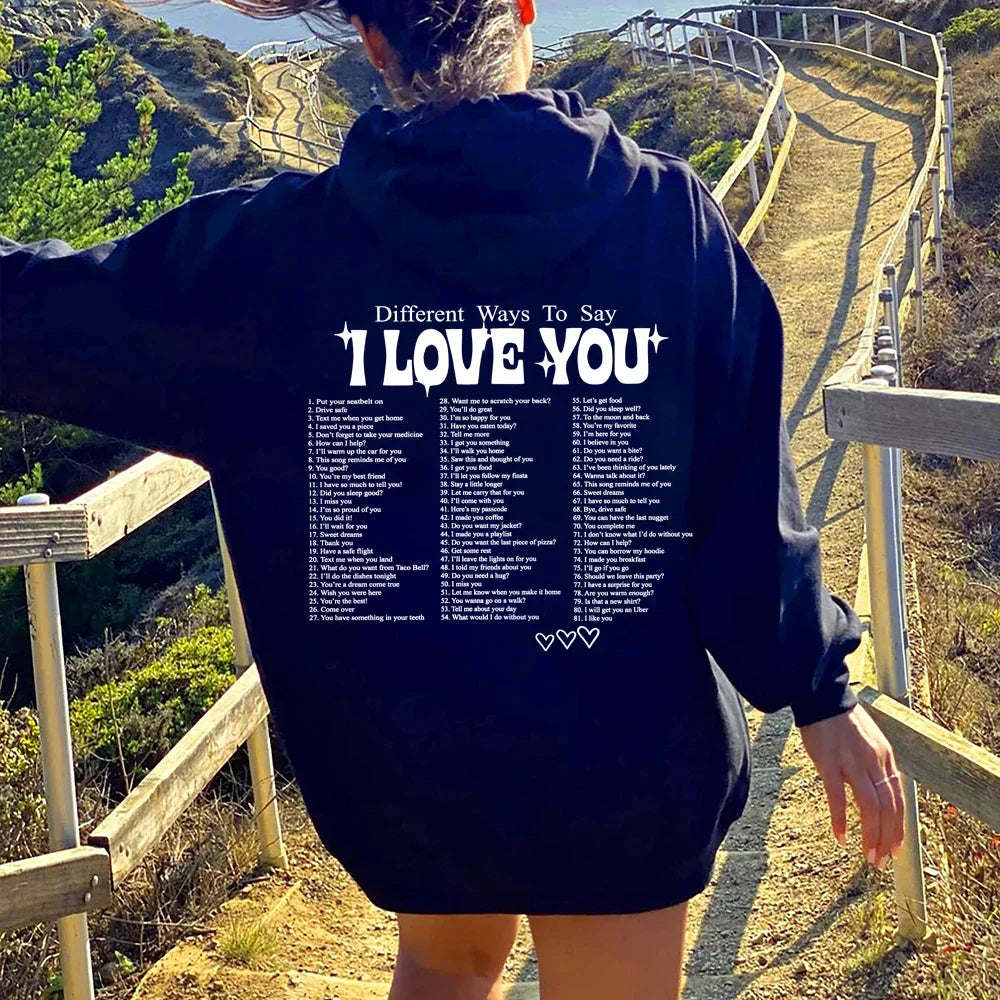 Clara | Bluza z kapturem z hasłem "I Love You" w różnych językach
