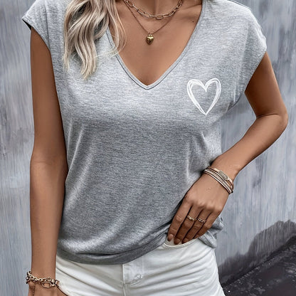 T-shirt z nadrukiem serca - dekolt w serek i krótkie rękawy dla wygody