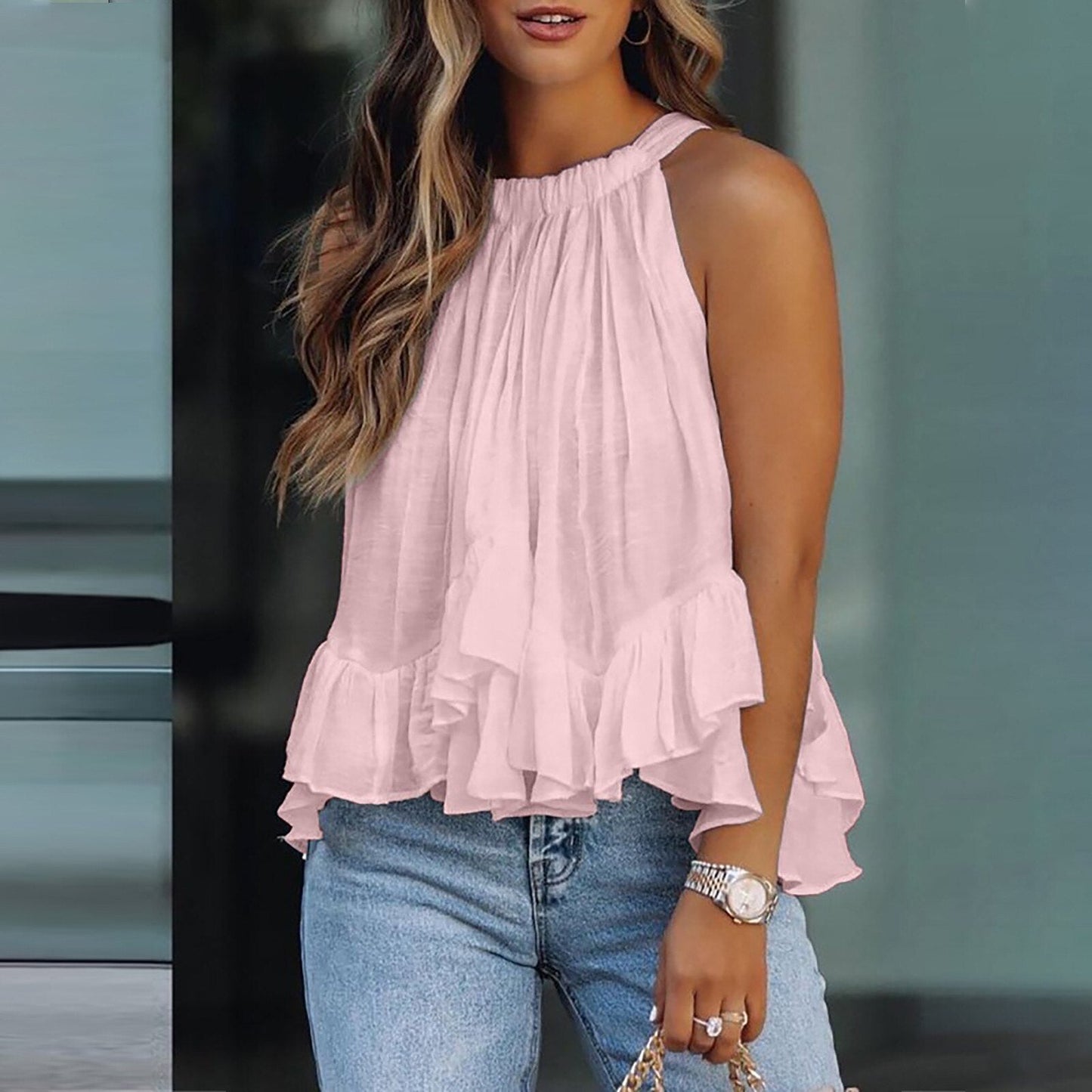 Elegancki damski top z falbanką