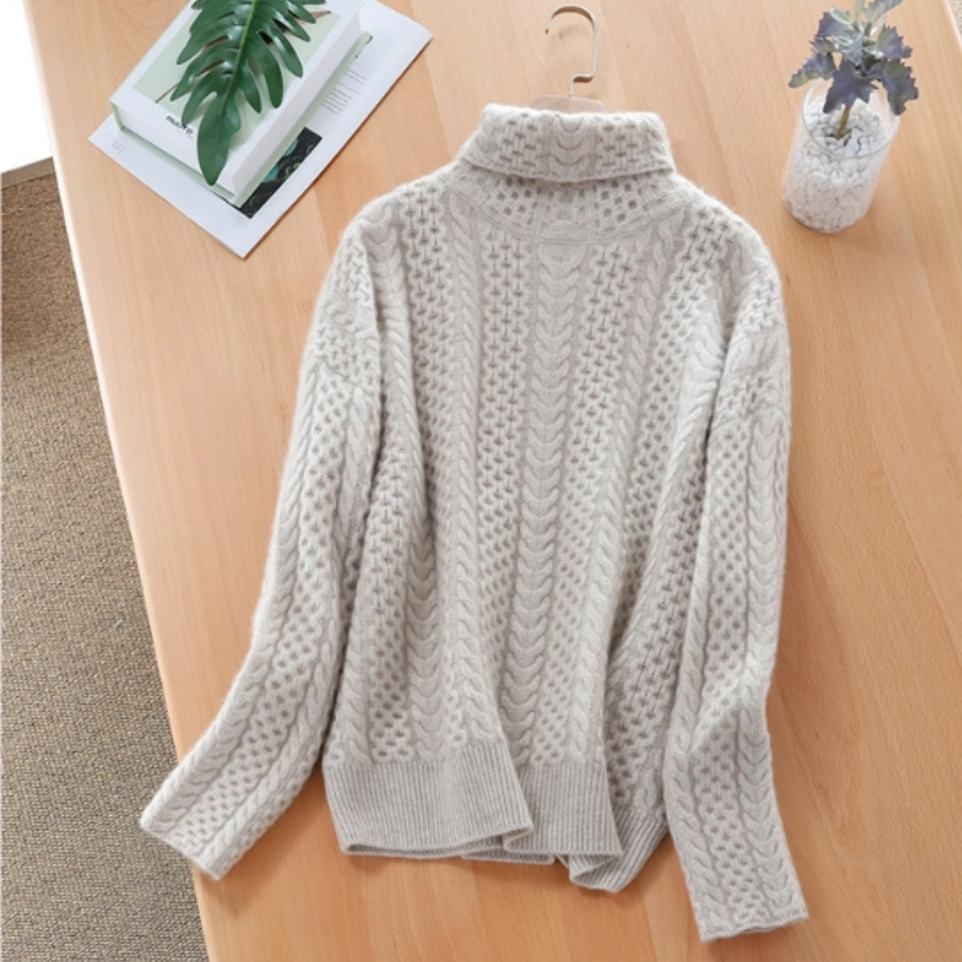 Zimowy sweter z dzianiny z golfem dla kobiet