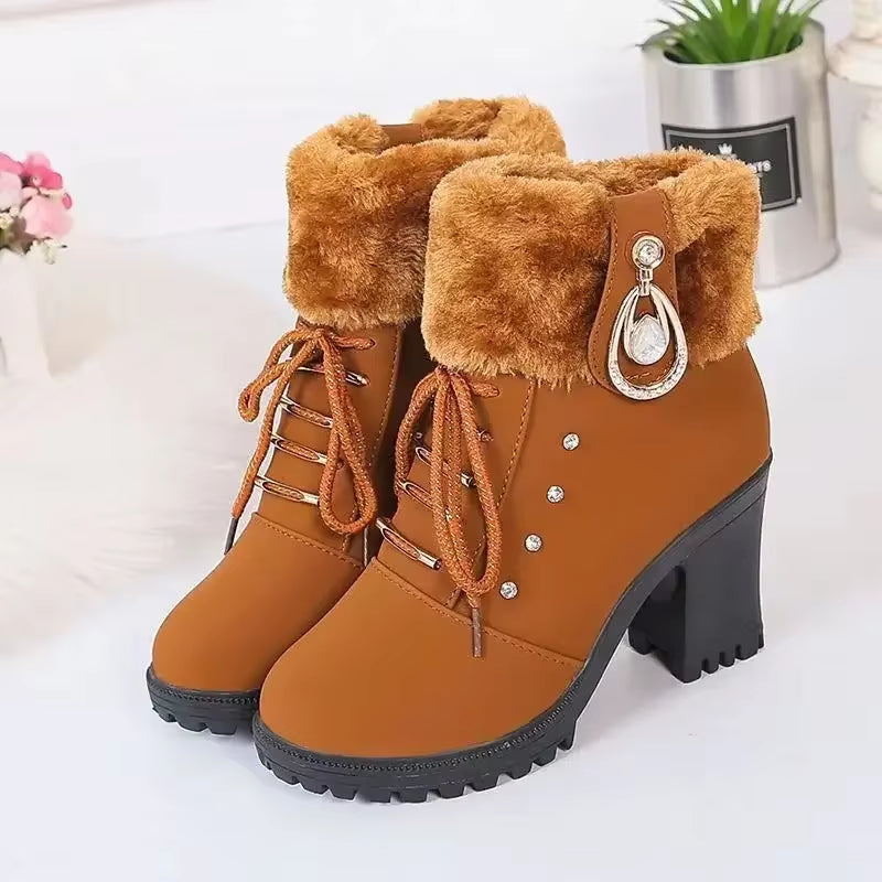 Eleganckie damskie buty zimowe na obcasie