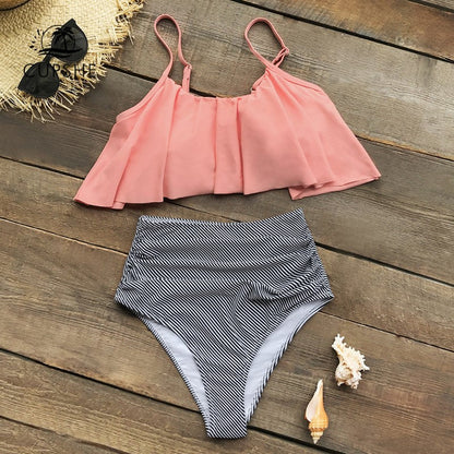 Kolorowe bikini z falbankami