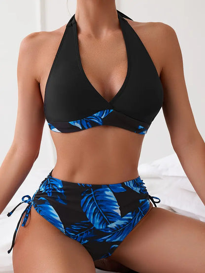 Stylowe bikini z nadrukiem tropikalnych liści