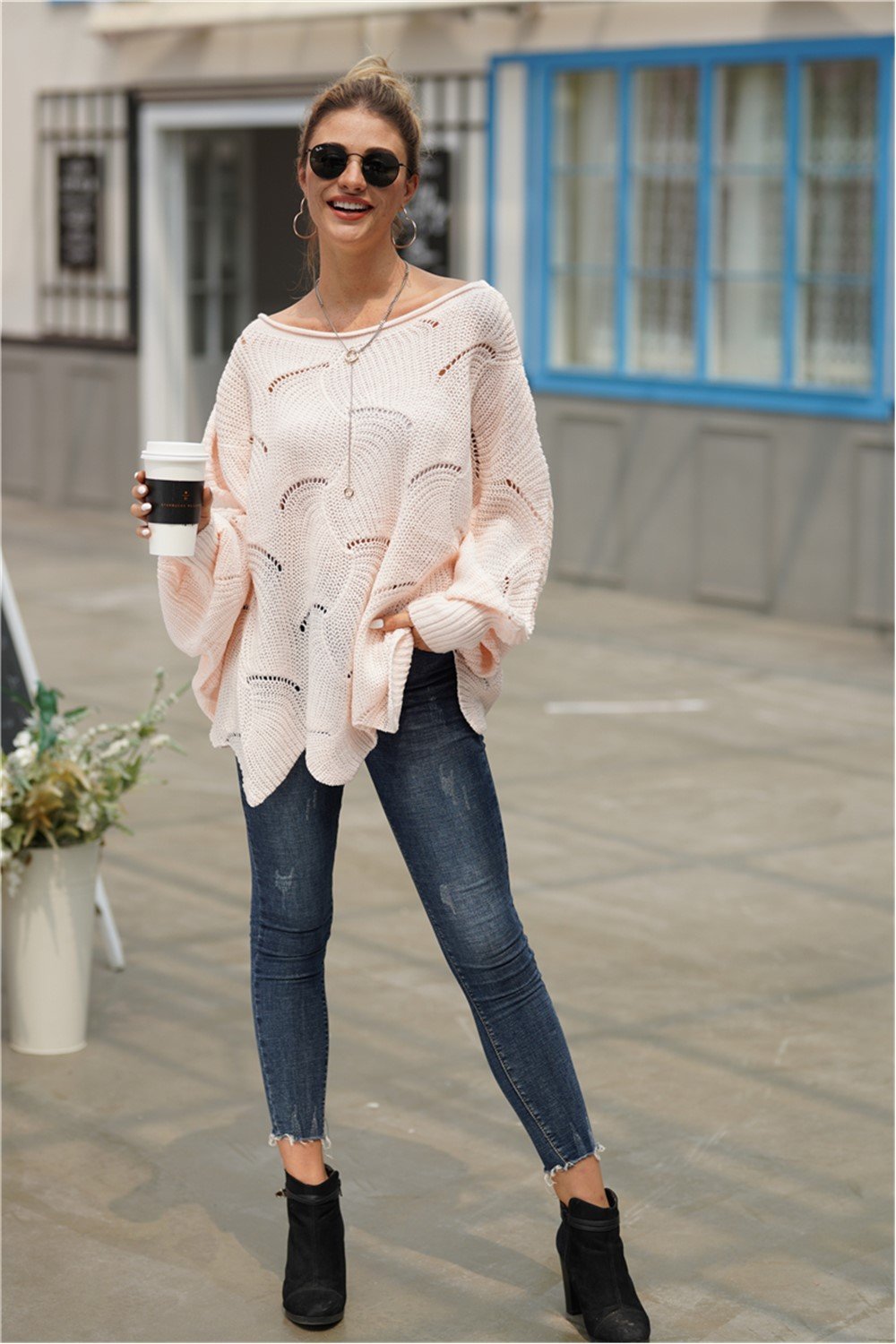 Wytworny sweter z dzianiny dla kobiet