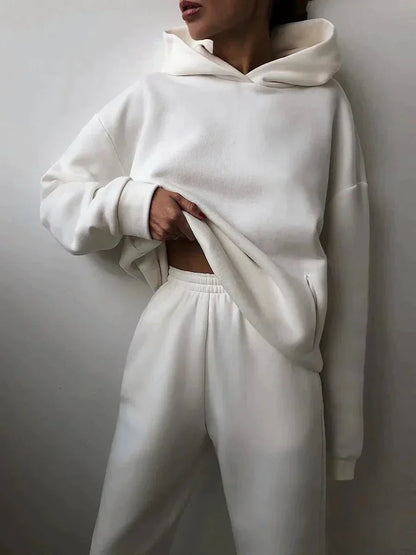 Heidi-Mode | Modny sportowy dres [kurtka + spodnie]