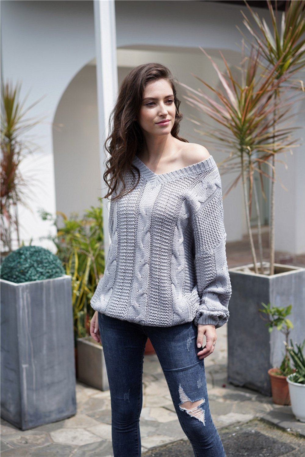 Sweter damski z gładkiej dzianiny