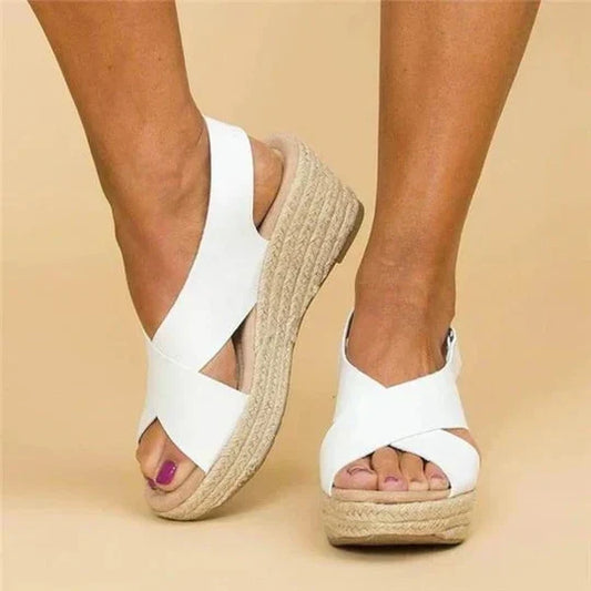 Lato - eleganckie i szykowne sandały espadryle
