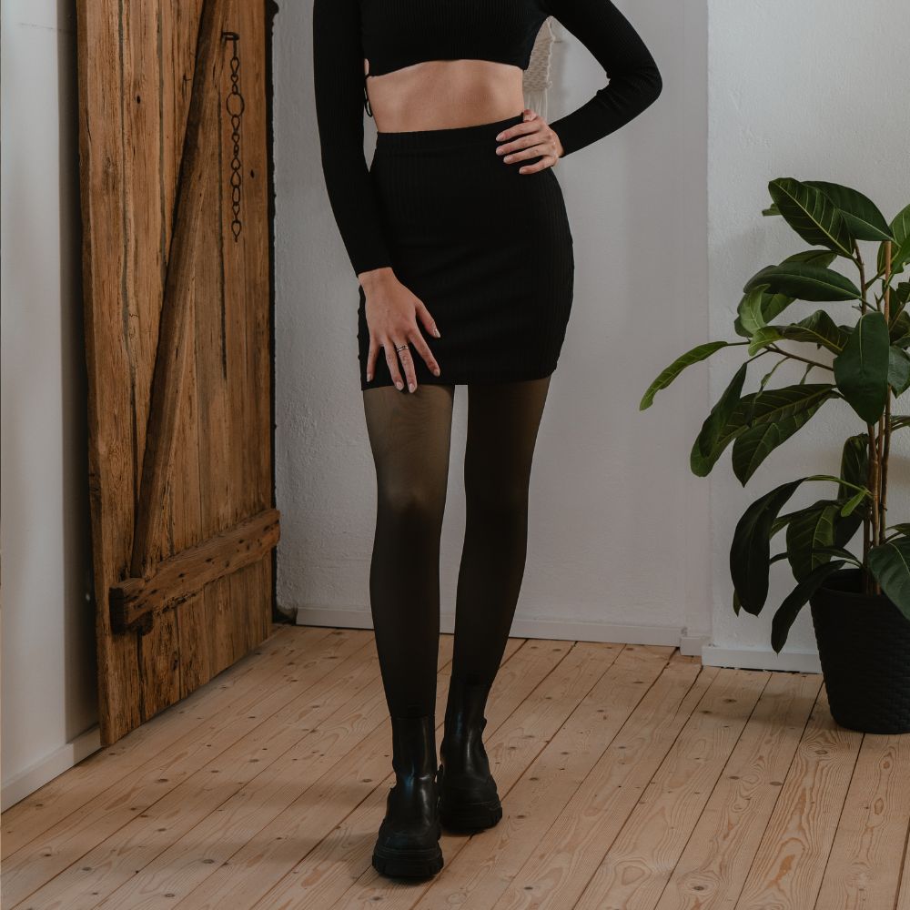 Juliette | Obcisła spódnica | Minimalistyczny styl | Elastyczny materiał