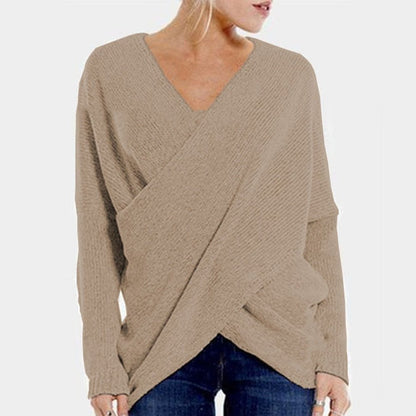 Sweter damski ze skrzyżowanymi detalami