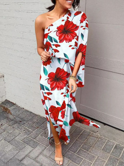 Luźna sukienka w stylu boho z opadającymi ramionami
